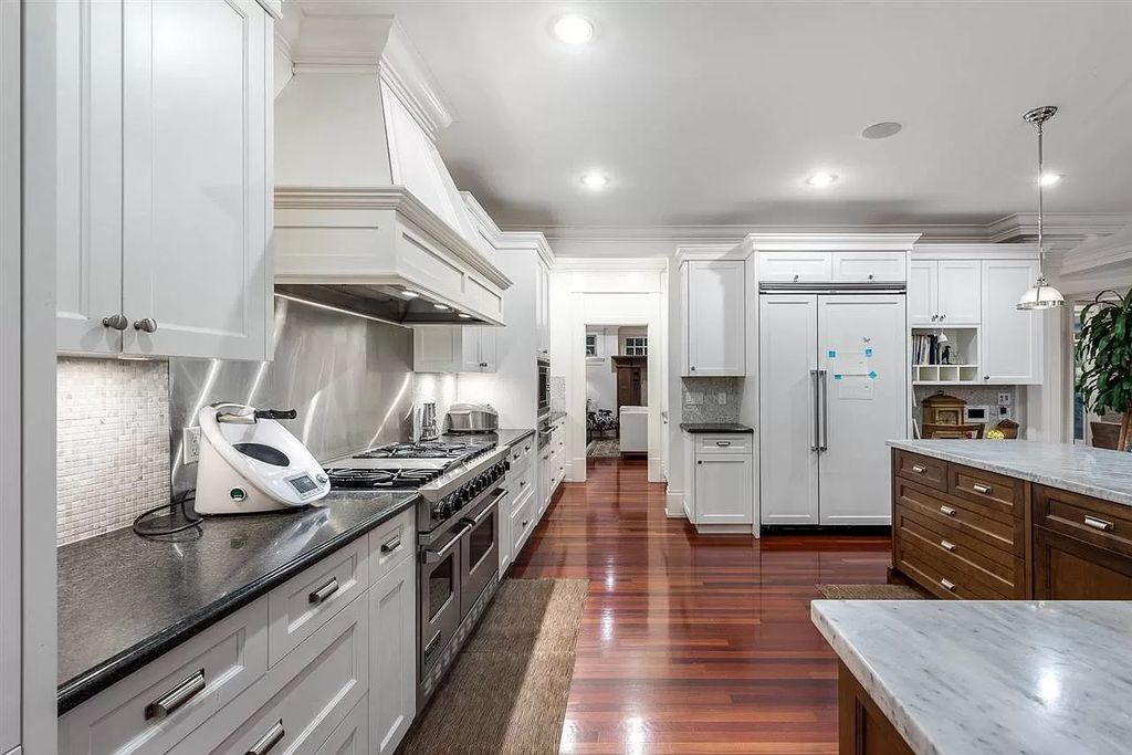 The Breathtaking Gated Altamont Estate is a contemporary custom built family home now available for sale. This home located at 2955 Rosebery Ave, West Vancouver, BC V7V 3A5, Canada