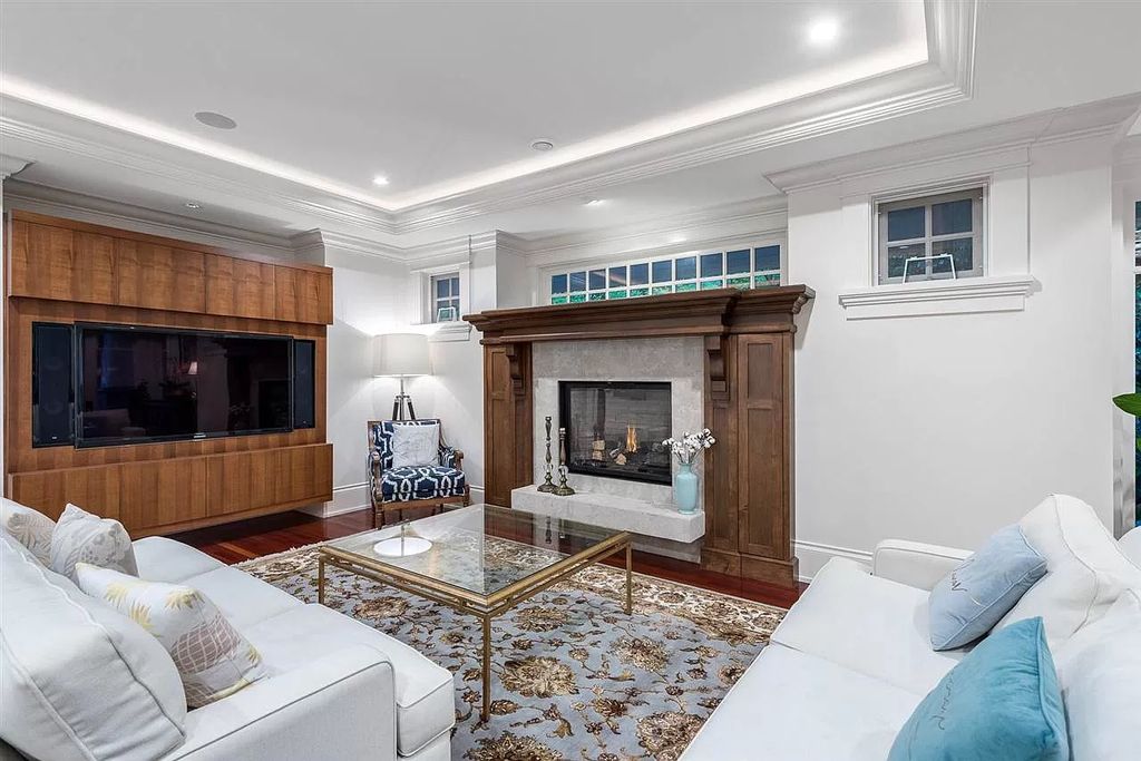 The Breathtaking Gated Altamont Estate is a contemporary custom built family home now available for sale. This home located at 2955 Rosebery Ave, West Vancouver, BC V7V 3A5, Canada