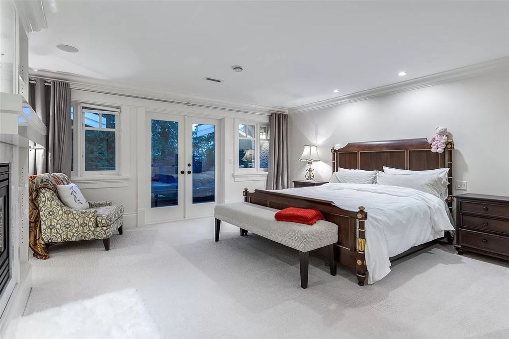 The Breathtaking Gated Altamont Estate is a contemporary custom built family home now available for sale. This home located at 2955 Rosebery Ave, West Vancouver, BC V7V 3A5, Canada