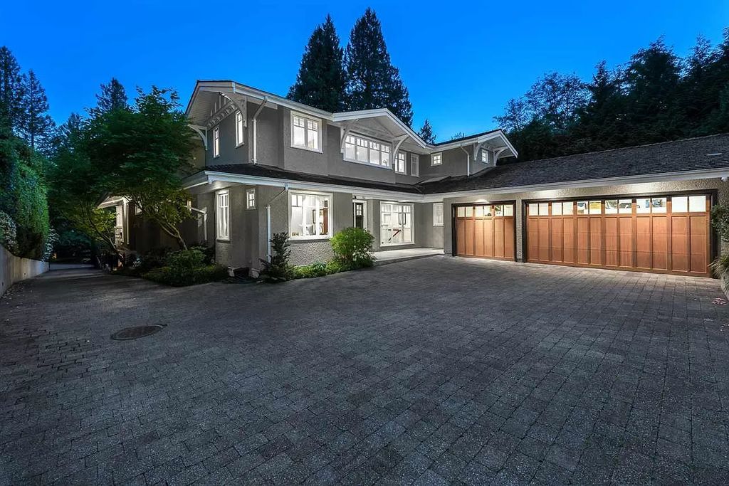The Breathtaking Gated Altamont Estate is a contemporary custom built family home now available for sale. This home located at 2955 Rosebery Ave, West Vancouver, BC V7V 3A5, Canada