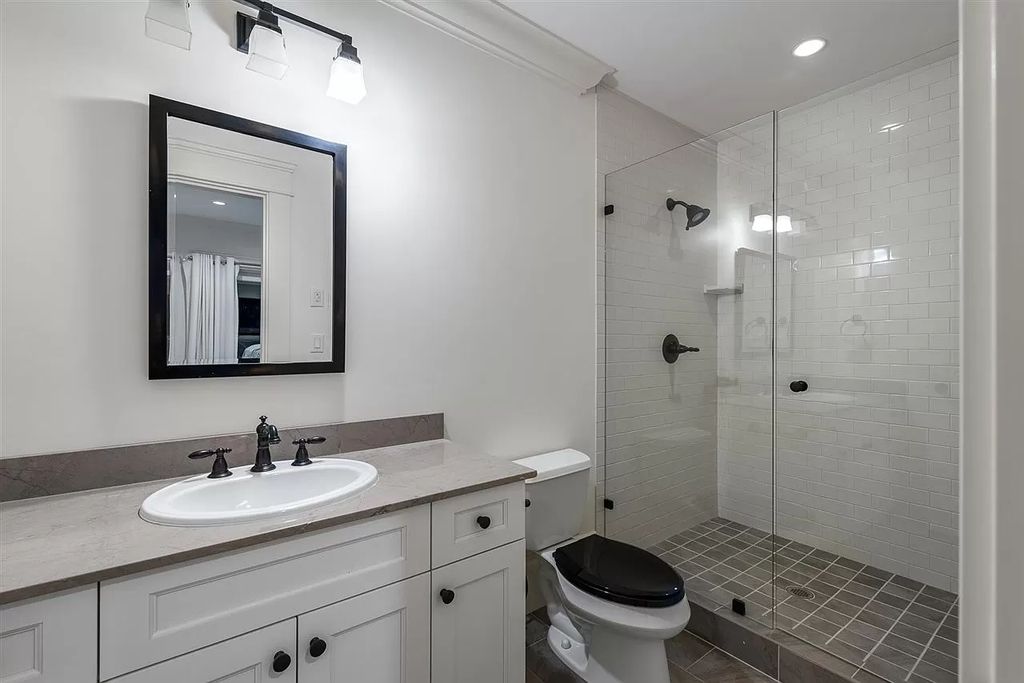 The Breathtaking Gated Altamont Estate is a contemporary custom built family home now available for sale. This home located at 2955 Rosebery Ave, West Vancouver, BC V7V 3A5, Canada