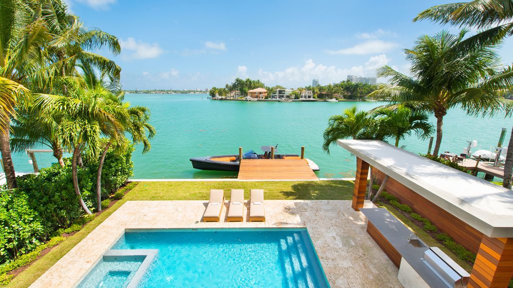 Exquisitely designed residence in Florida with European craftsmanship and bespoke details