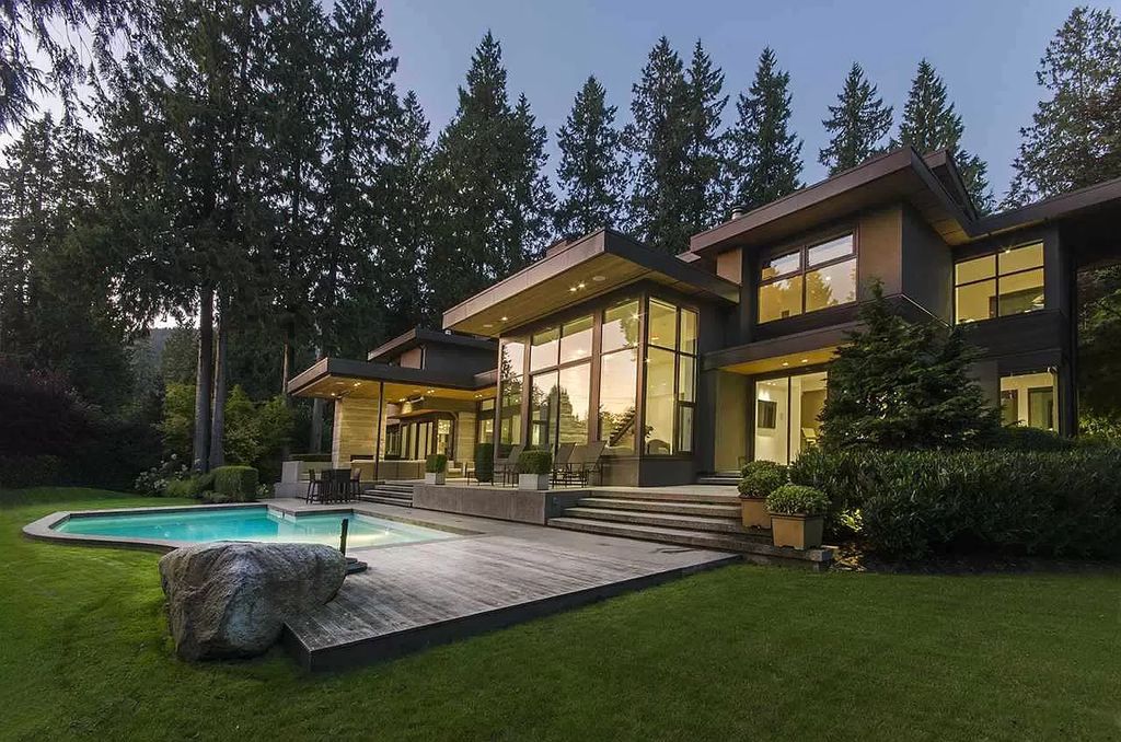 The Gorgeous World-Class Residence in West Vancouver is designed by Craig Chevalier & built by Steve Bradner now available for sale. This home located at 2998 Rosebery Ave, West Vancouver, BC V7V 3A7, Canada
