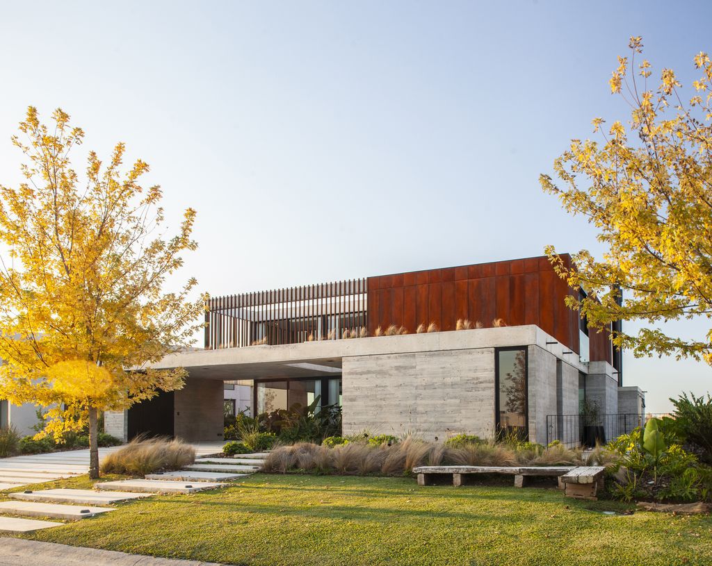 House FG An Impressive two level Home in Argentina by DIPA Arquitectos 3