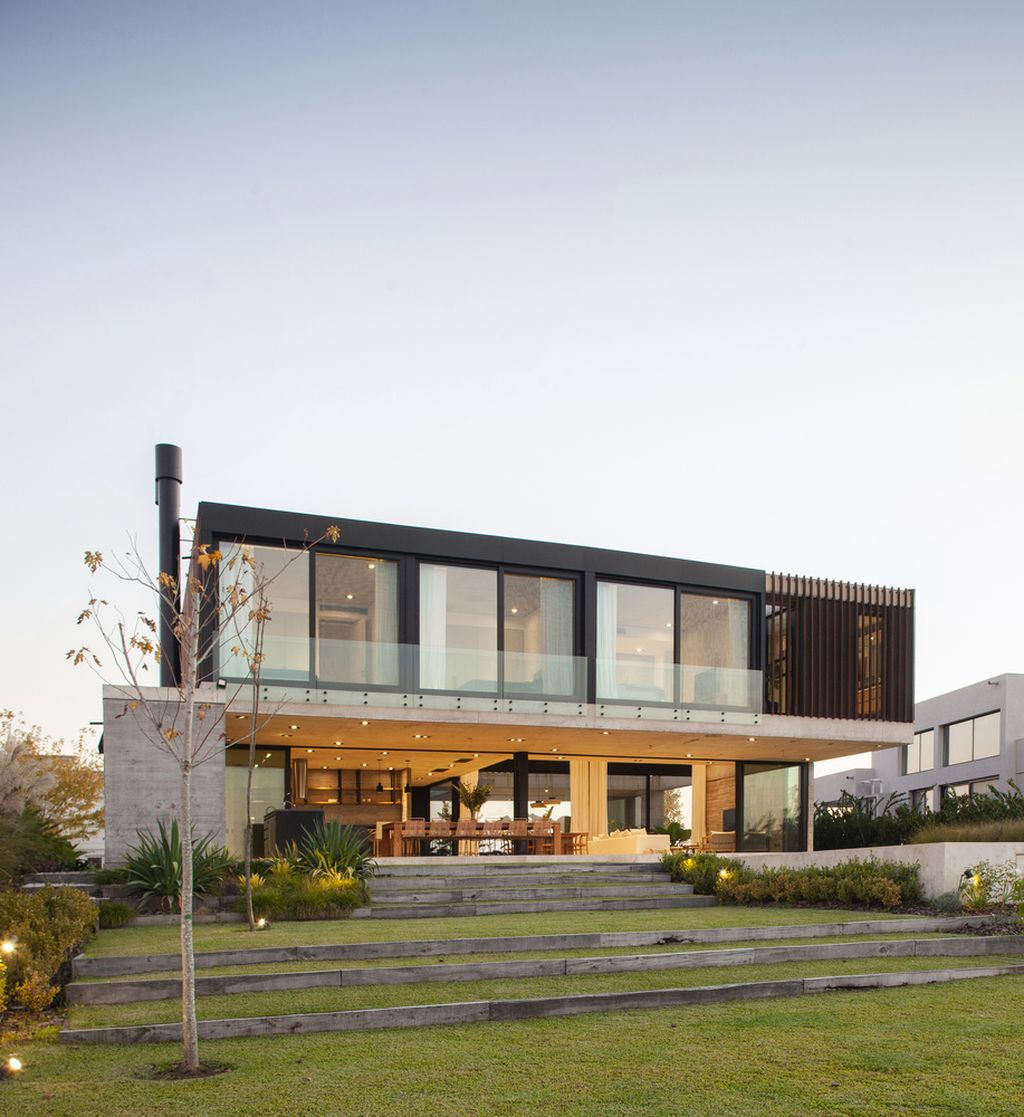 House FG, An Impressive two-level Home in Argentina by DIPA Arquitectos