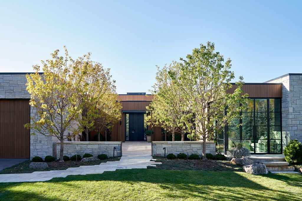 Impressive Bagua Residence by RowlandBroughton Architecture 3