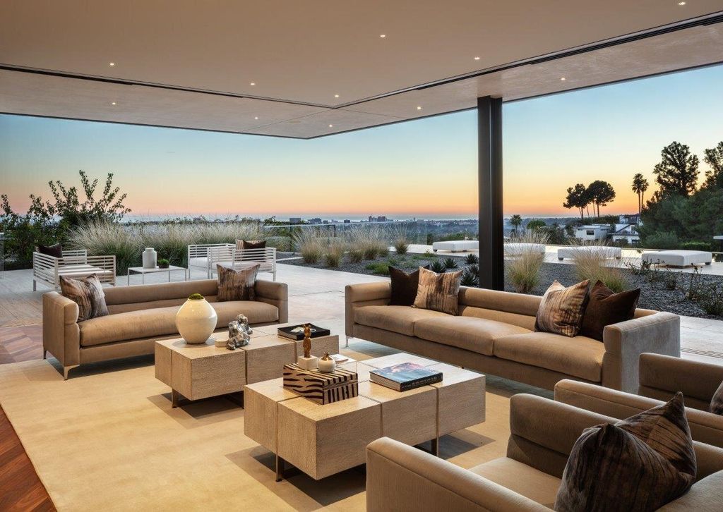 Laurel Way House A Brand New Modern Trophy Estate by Mcclean Design 15