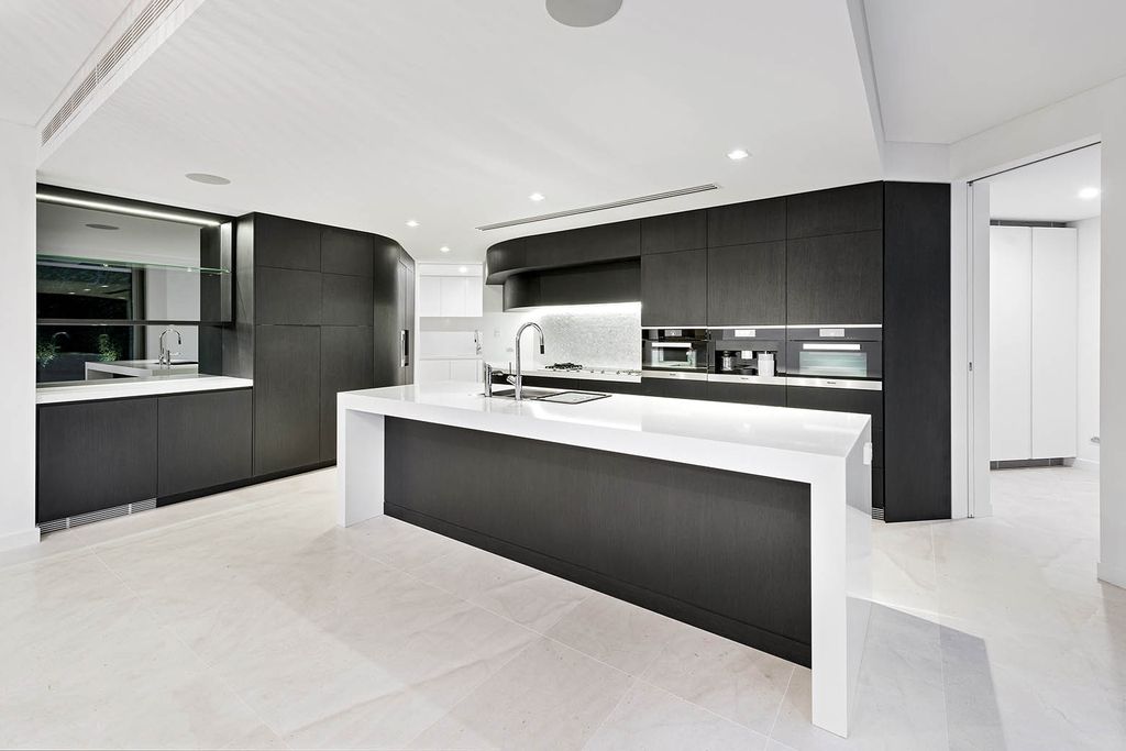 Luxurious Dalkeith Residence in Australia by Hillam Architects 2
