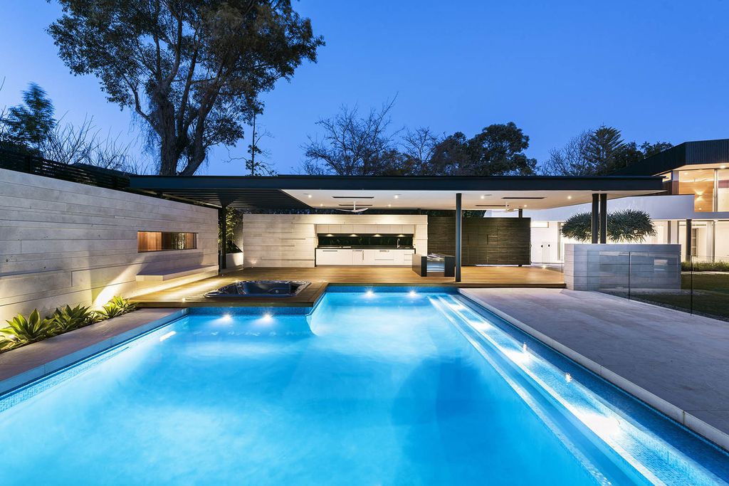 Luxurious Dalkeith Residence in Australia by Hillam Architects 5