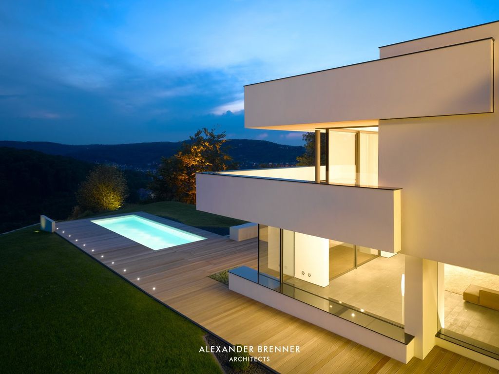 Stunning Oberen Berg House in Stuttgart Germany by Alexander Brenner 1