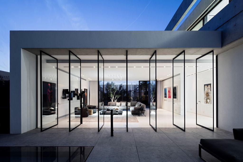 The S House a Modern Dwelling in Israel by Pitsou Kedem Architects 1