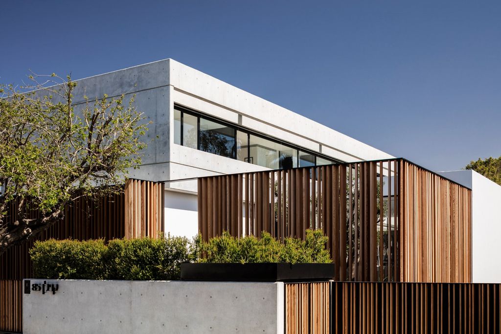 The S House a Modern Dwelling in Israel by Pitsou Kedem Architects 3
