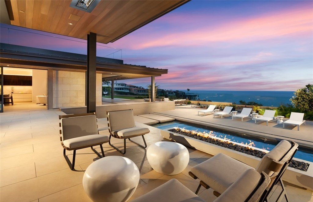 The Mansion in Laguna Beach is a newly reimagined and reconstructed Legacy estate with unparalleled views of the Pacific Ocean’s sparkling waters now available for sale. This home located at 33 Smithcliffs Rd, Laguna Beach, California;