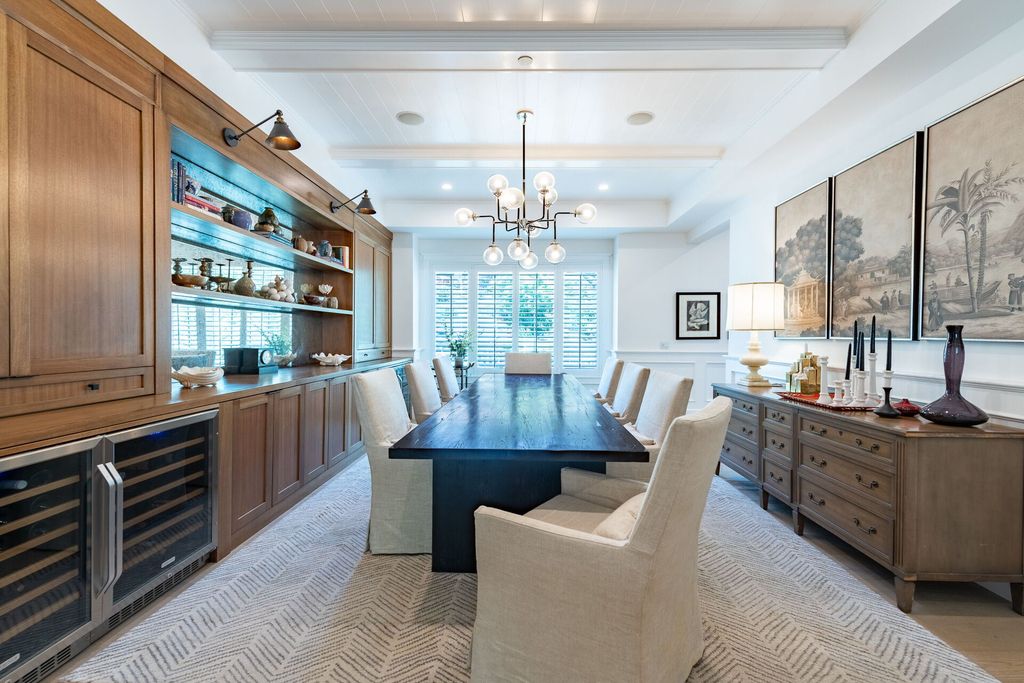 The Home in Tarzana is an exceptional home feels like it belongs on an East Coast seaside clifftop offers the ultimate pandemic paradise now available for sale. This home located at 4960 Amigo Ave, Tarzana, California