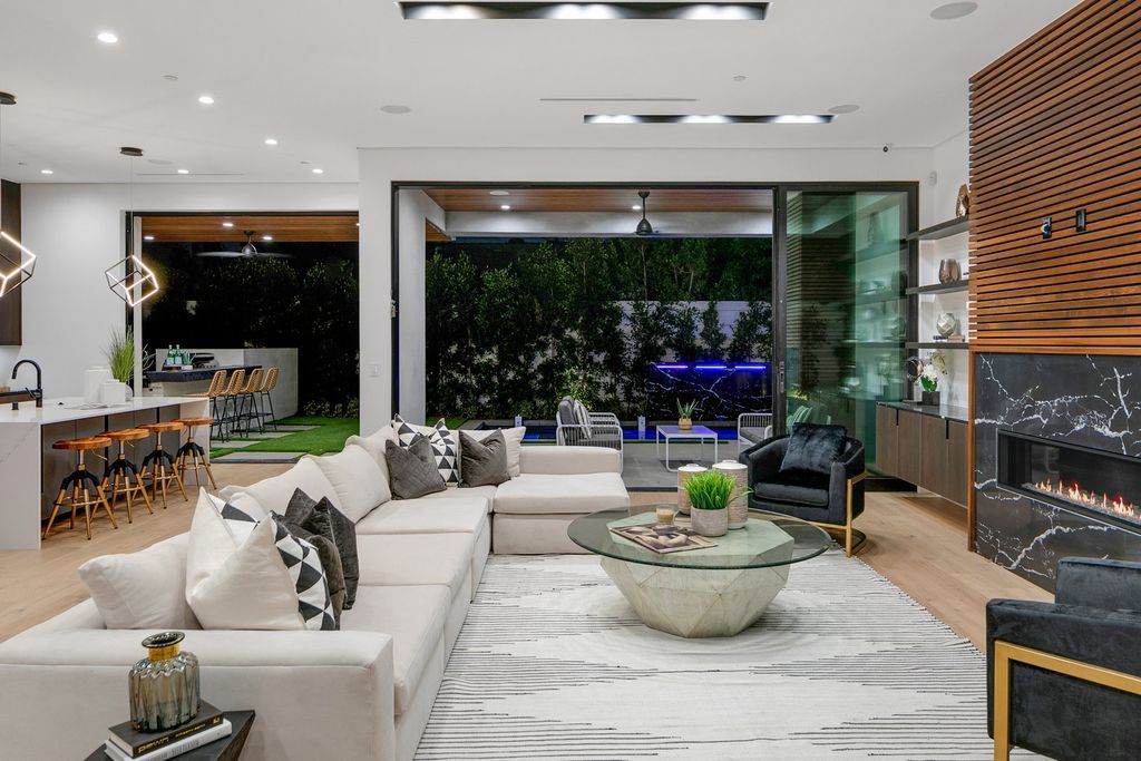 The Los Angeles Home is exquisite new construction modern gem offers sweeping open floorplan with a grand entrance now available for sale. This home located at 729 N Kilkea Dr, Los Angeles, California