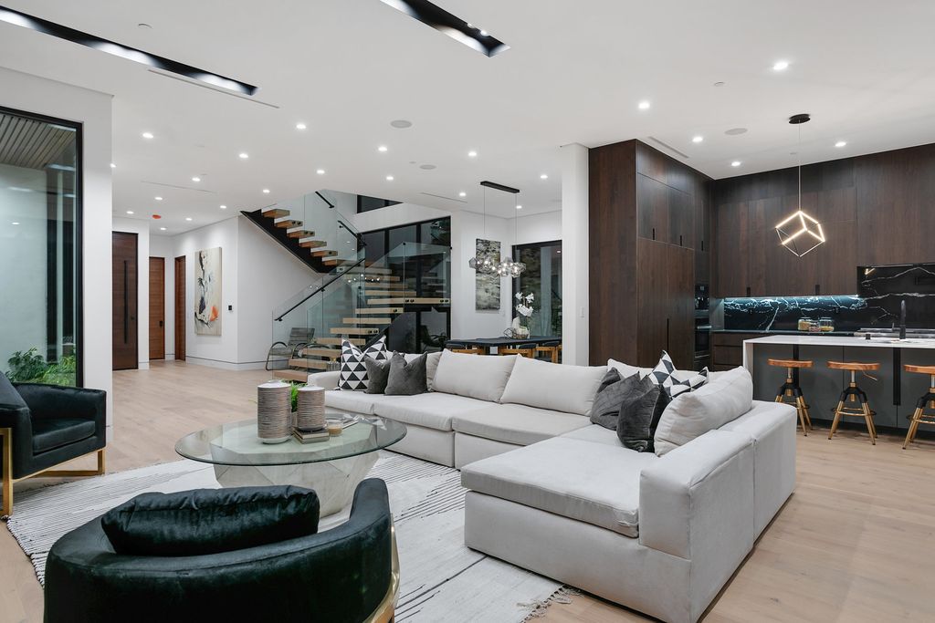 The Los Angeles Home is exquisite new construction modern gem offers sweeping open floorplan with a grand entrance now available for sale. This home located at 729 N Kilkea Dr, Los Angeles, California