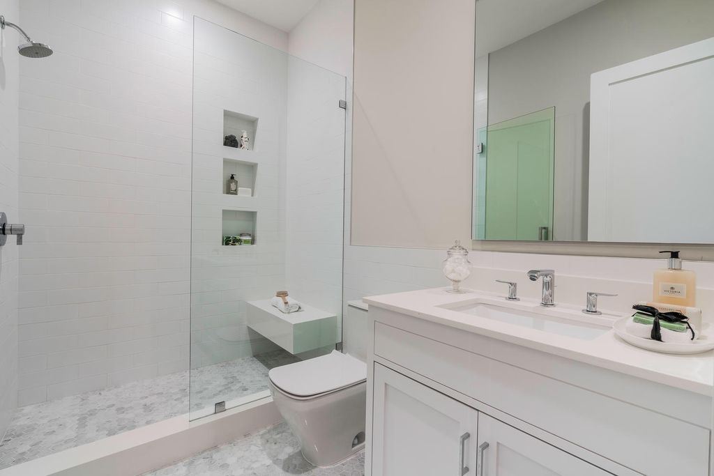 The Smart Home in Encino is a Captivating newly constructed Masterpiece in the highly sought-after Amestoy Estates neighborhood now available for sale. This home located at 5412 Aldea Ave, Encino, California