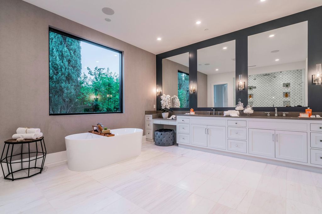 The Smart Home in Encino is a Captivating newly constructed Masterpiece in the highly sought-after Amestoy Estates neighborhood now available for sale. This home located at 5412 Aldea Ave, Encino, California