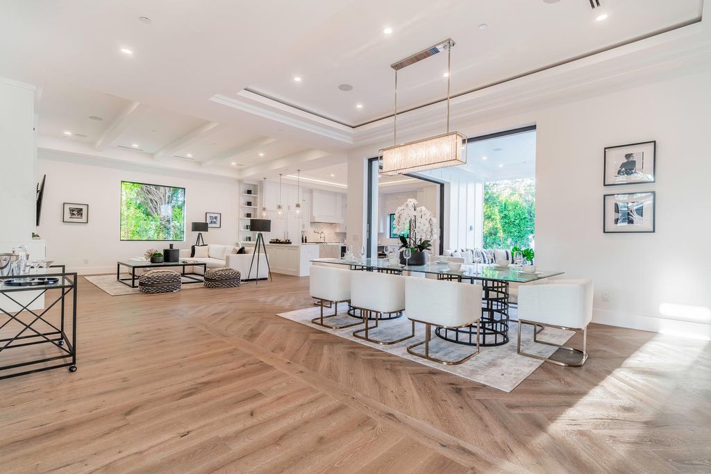 The Smart Home in Encino is a Captivating newly constructed Masterpiece in the highly sought-after Amestoy Estates neighborhood now available for sale. This home located at 5412 Aldea Ave, Encino, California