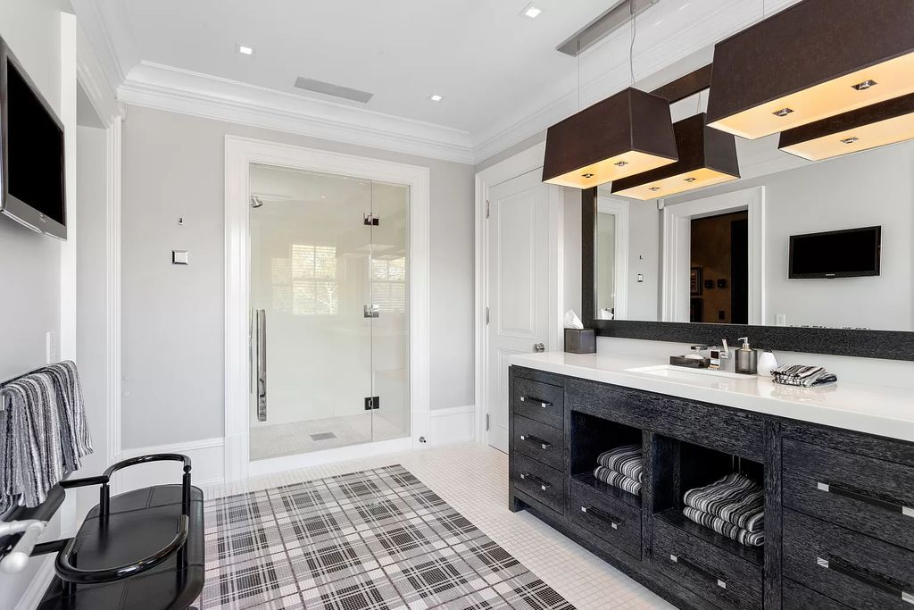 Tranquility Luxury mansion in New York city hits Market for $16,500,000