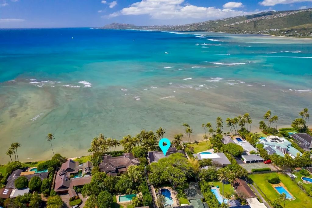 Fabulous Oceanfront Home Enjoys Truly Second-to-none Serenity and Beauty of Hawaiian Island Living Available for 8,737,000