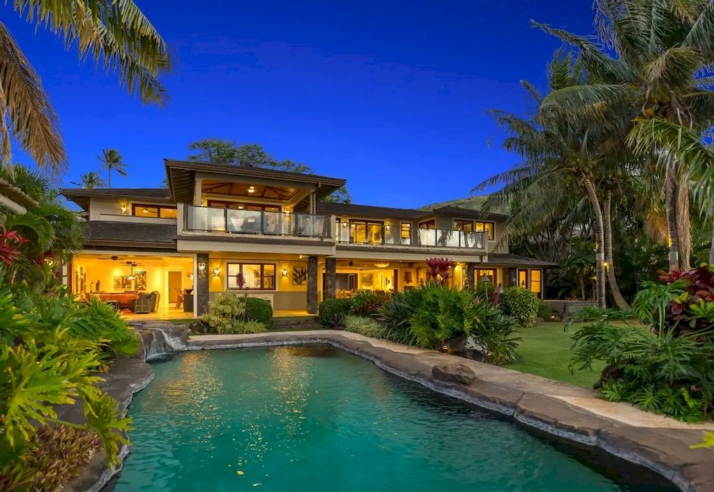 Fabulous Oceanfront Home Enjoys Truly Second-to-none Serenity and Beauty of Hawaiian Island Living Available for 8,737,000