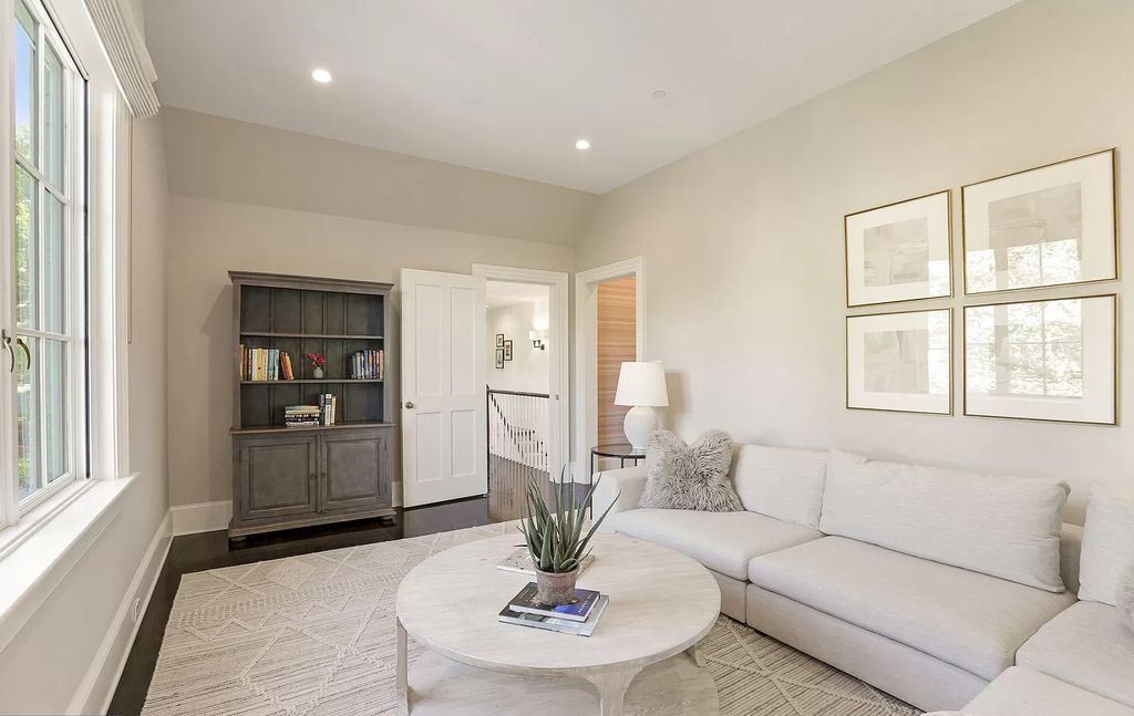 Blends Fine Touches, This Maryland Sophisticated Home Listed for $5,125,000