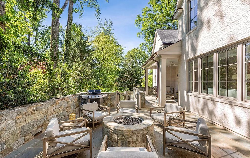Blends Fine Touches, This Maryland Sophisticated Home Listed for $5,125,000