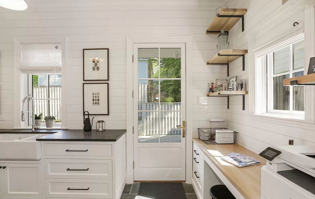 Blends Fine Touches, This Maryland Sophisticated Home Listed for $5,125,000