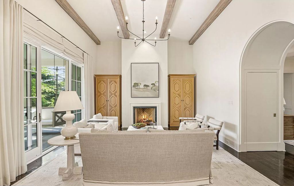 Blends Fine Touches, This Maryland Sophisticated Home Listed for $5,125,000