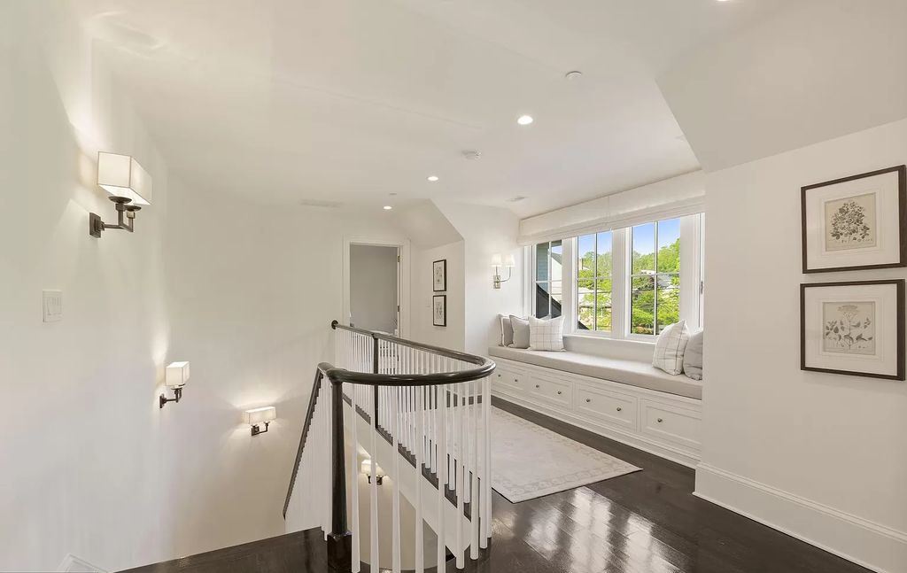 Blends Fine Touches, This Maryland Sophisticated Home Listed for $5,125,000