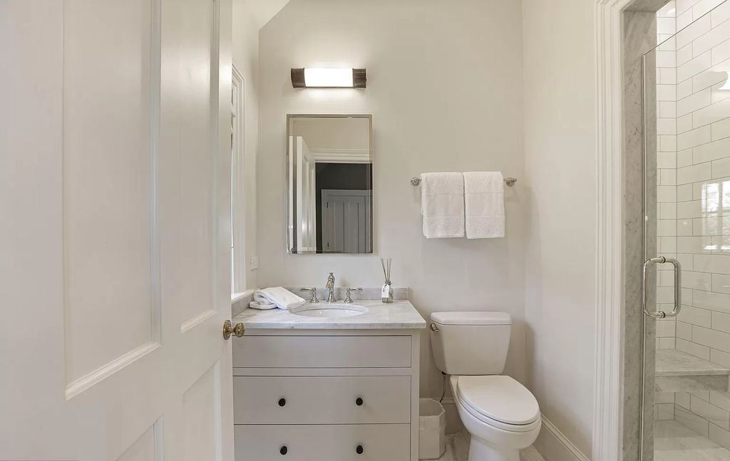 Blends Fine Touches, This Maryland Sophisticated Home Listed for $5,125,000