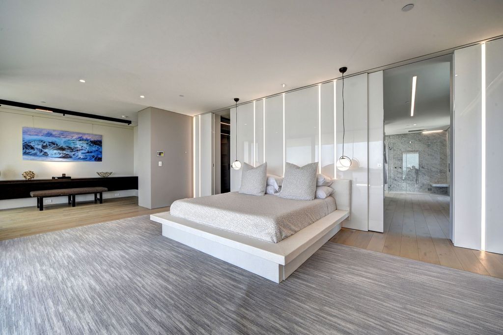 Brilliant waterfront home in New York by Barnes Coy architects sells for $33,950,000