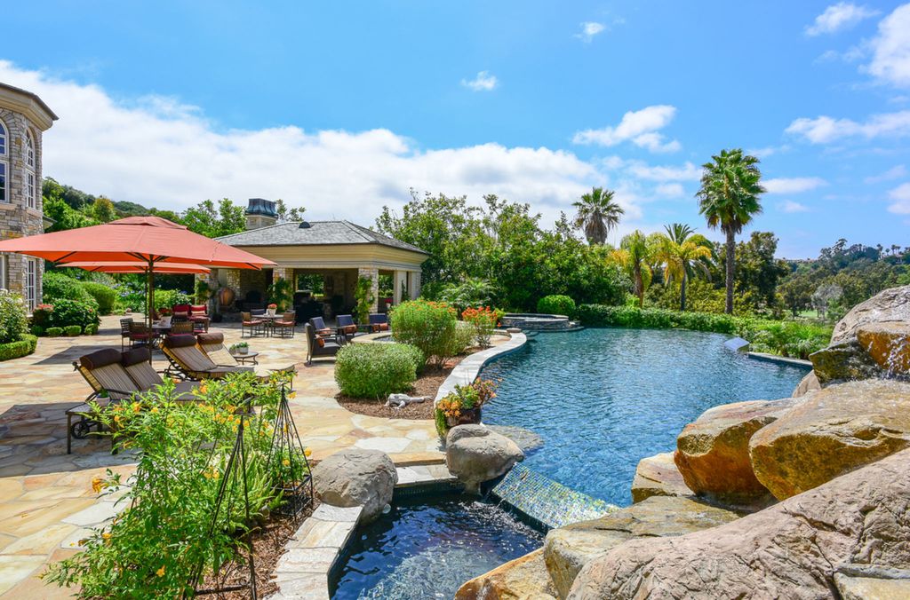 The Rancho Santa Fe Home is a quality custom built property brings the charm of the French countryside to Southern Californiain now available for sale. This home located at 6397 Clubhouse Dr, Rancho Santa Fe, California