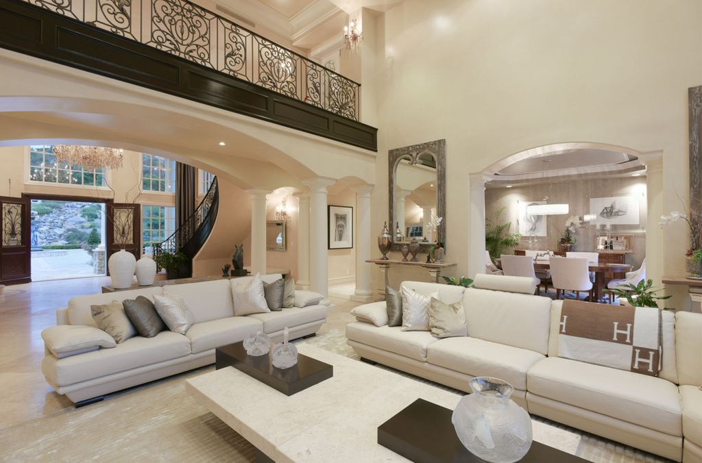 The Rancho Santa Fe Home is a quality custom built property brings the charm of the French countryside to Southern Californiain now available for sale. This home located at 6397 Clubhouse Dr, Rancho Santa Fe, California