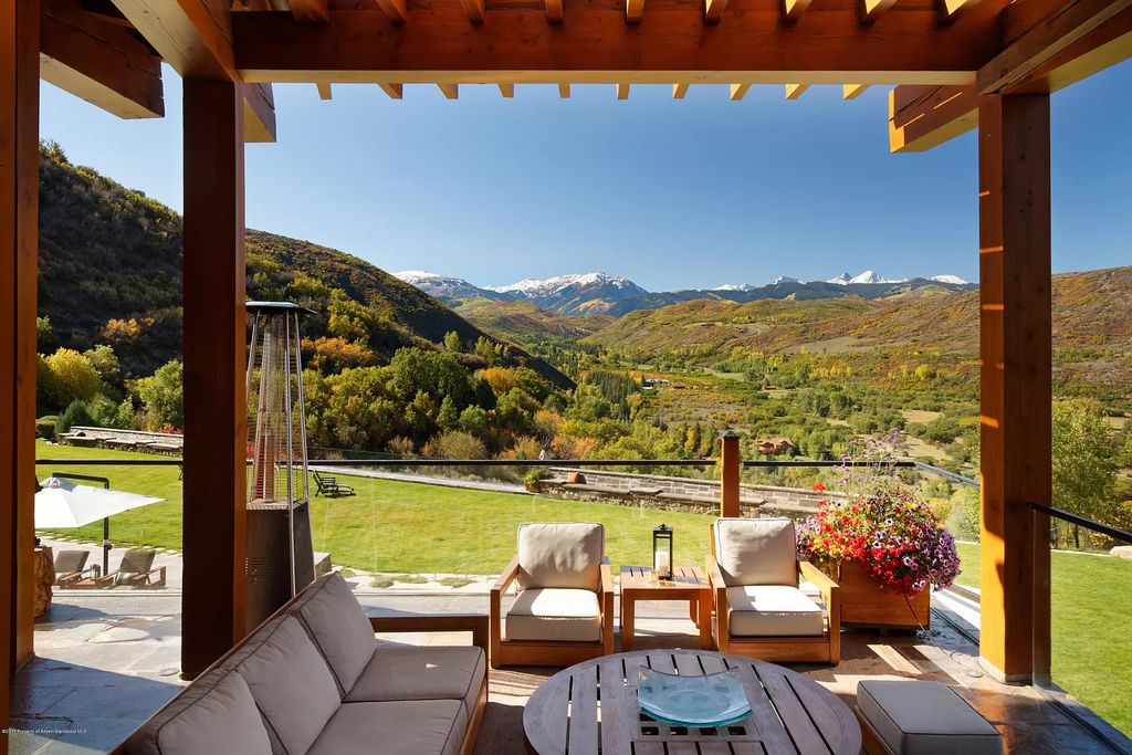 A quintessential home in Colorado with huge outdoor space for Sale at $49,500,00