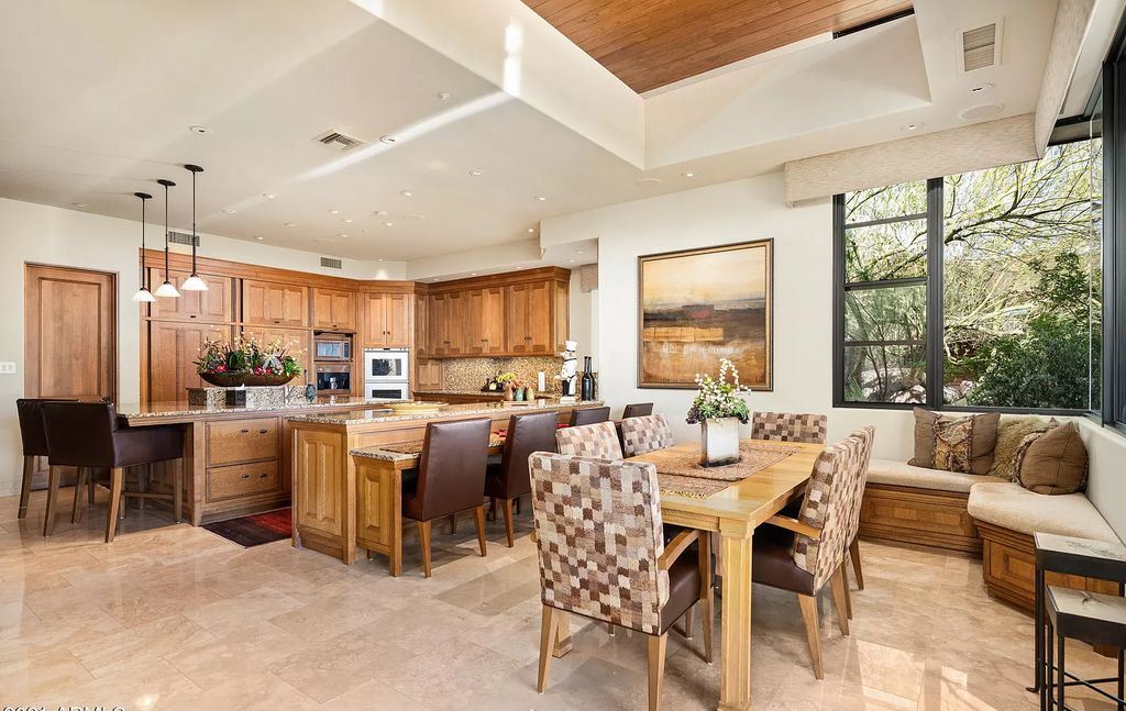 A timeless Arizona estate with Top of the World views hits Market for $7,500,000