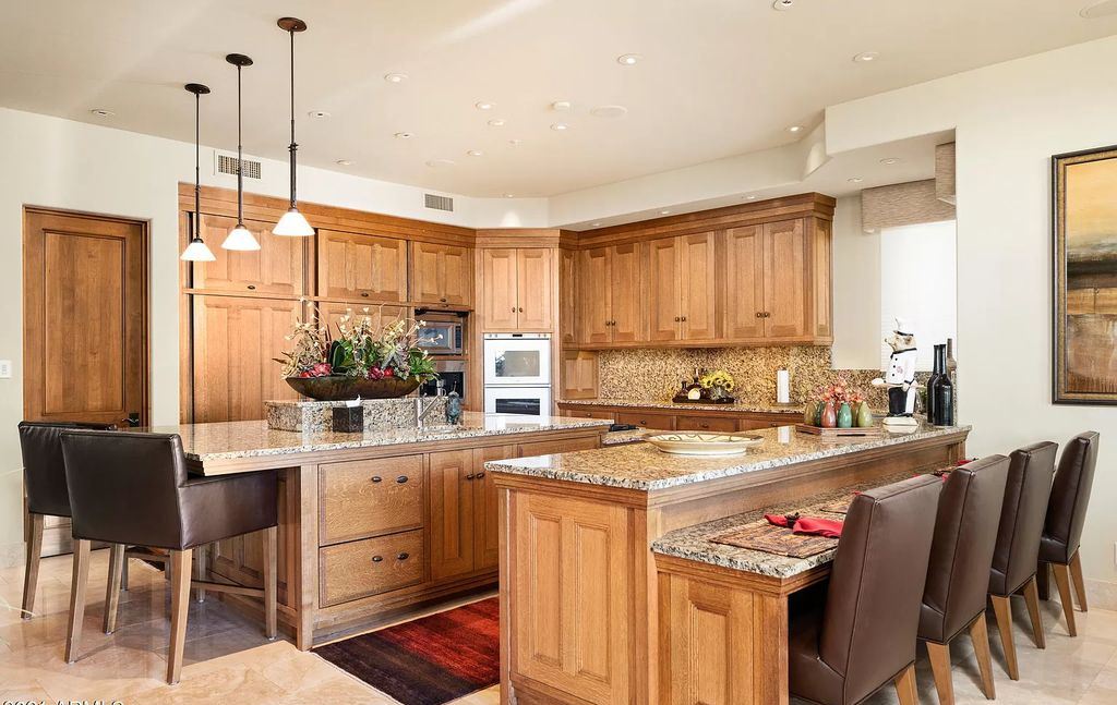 A timeless Arizona estate with Top of the World views hits Market for $7,500,000