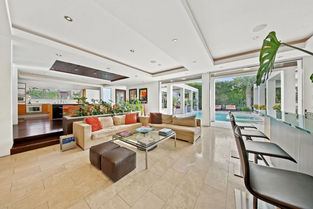 The California Seaside Home situated on one of the most spectacular beach village locations with organic and timeless design now available for sale. This home located at 1033 Loma Ave, Coronado, California