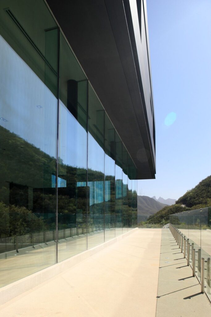 BC House, Combination of Pure Geometric Volumes by GLR Arquitectos