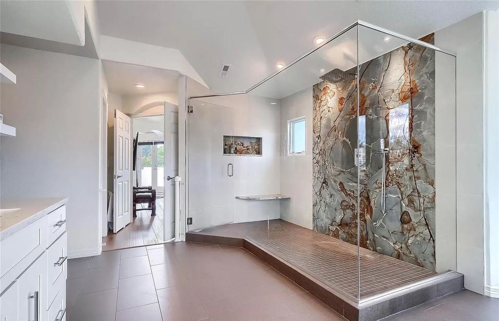 Contemporary Cherry Hills home with huge back yard in Colorado sells for $4,250,000