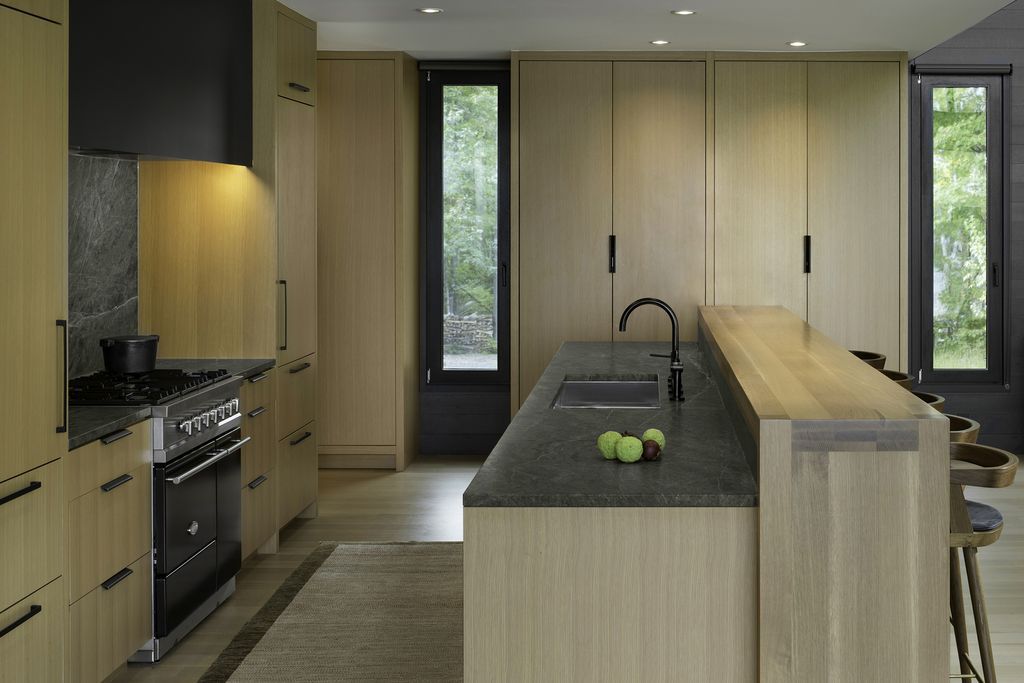 Camp Spirit Lake a Guest lodge by Amy Carman Design Vetter Architects 18