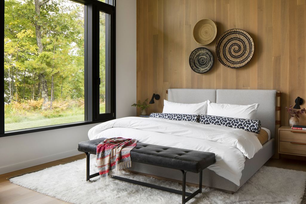 Camp Spirit Lake, a Guest lodge by Amy Carman Design, Vetter Architects