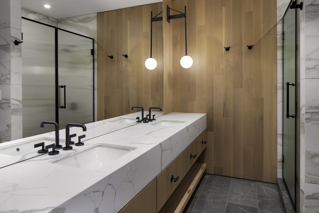Camp Spirit Lake, a Guest lodge by Amy Carman Design, Vetter Architects