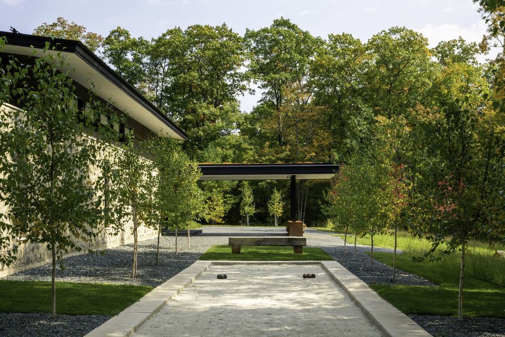 Camp Spirit Lake a Guest lodge by Amy Carman Design Vetter Architects 4