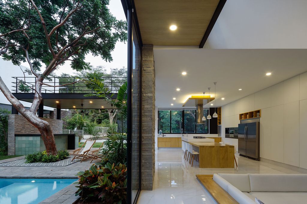 Casa La Blanca, Stunning Mexican lattices House by Di Frenna Arquitectos
