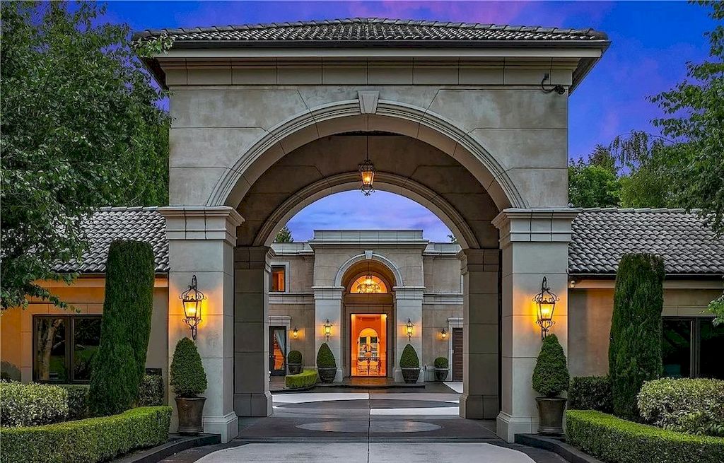 The Enchanting Mansion in Washington is an amazing home now available for sale. This home is located at 8626 NE 24th St, Clyde Hill, Washington