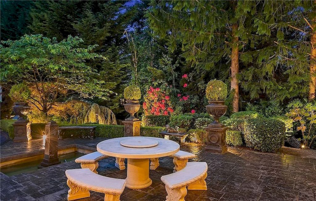 The Enchanting Mansion in Washington is an amazing home now available for sale. This home is located at 8626 NE 24th St, Clyde Hill, Washington