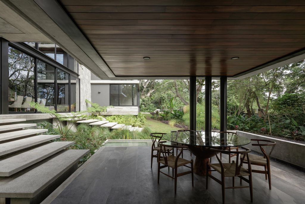 Entreparotas House in Relationship with Nature by Di Frenna Arquitectos 4