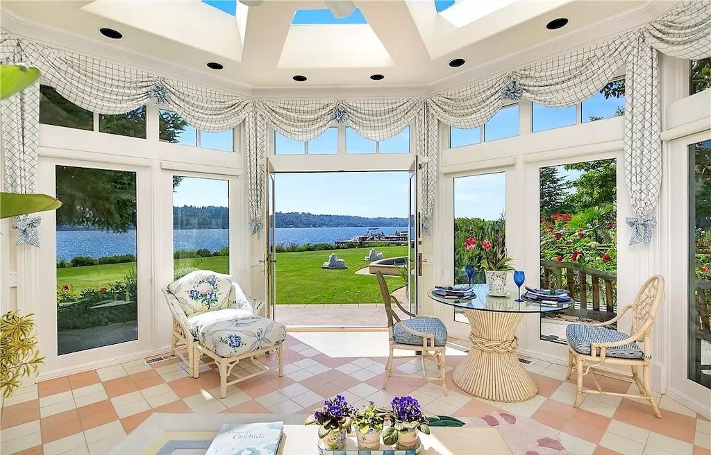 The Waterfront Estate in Washington offers meticulous craftsmanship & unmatched quality now available for sale. This home is located at 5330 Butterworth Rd, Mercer Island, Washington